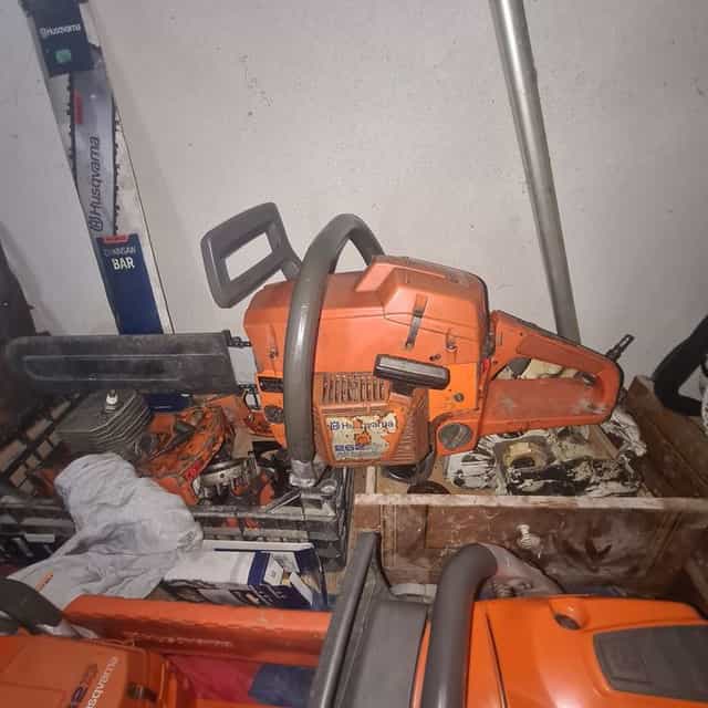 Vând piese husqvarna 262xp