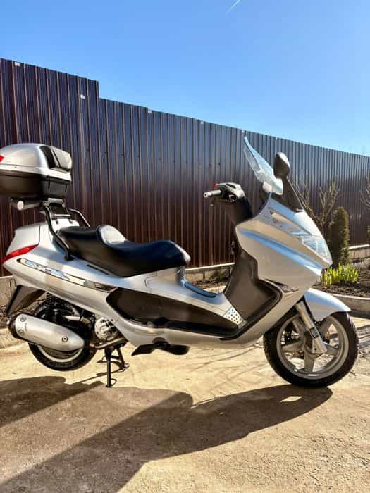Piaggio X8 luxury 250 CC injecție impecabil !