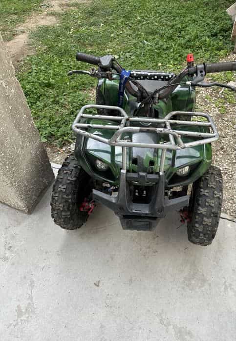 Se vinde ateveu pt copii cu pornire la demarou