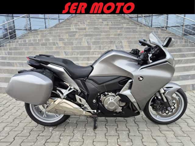 Honda VFR 1200F ABS DCT 13.570 km ~ Garantie ~ Rate ~