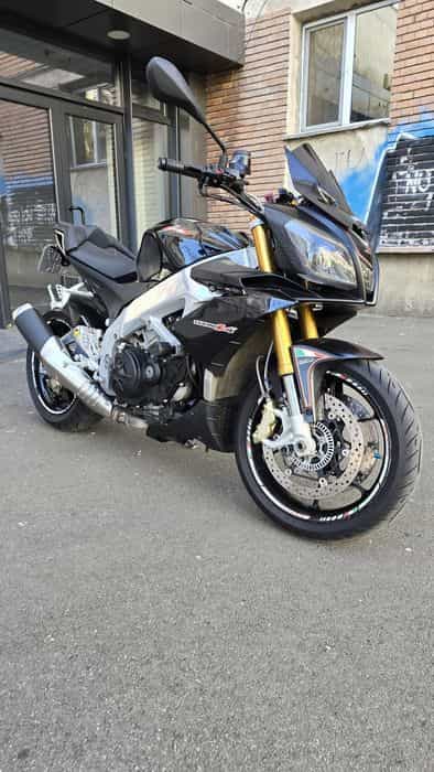 Aprilia Tuono V4 APRC