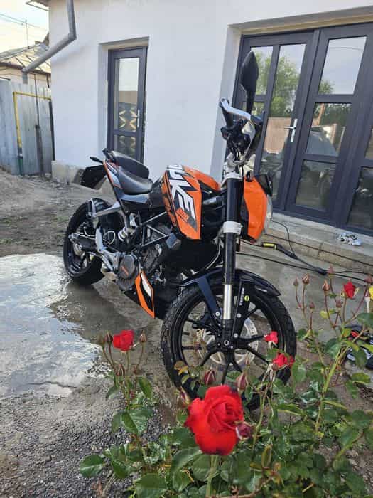 KTM DUKE 200, 5000 km., A2