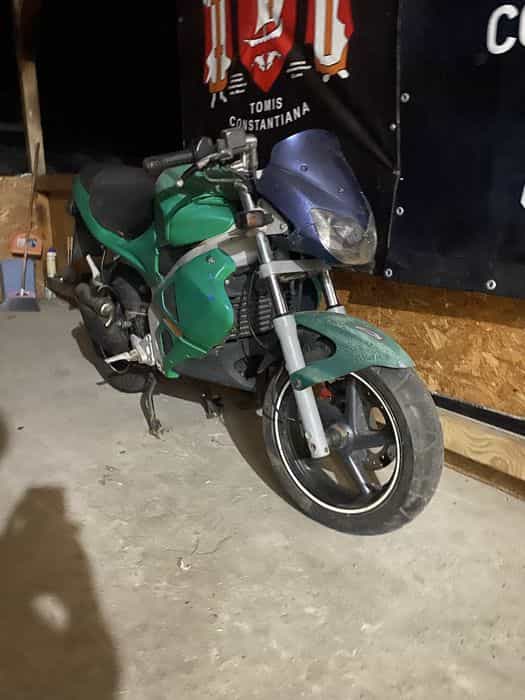 De vanzare gilera dna 50