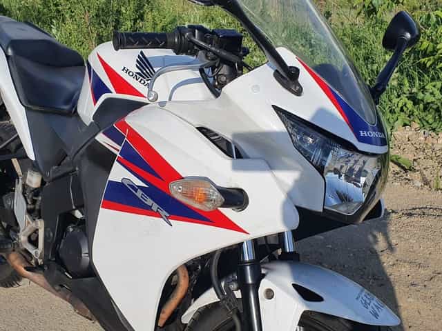 Honda CBR 125R categoria A1