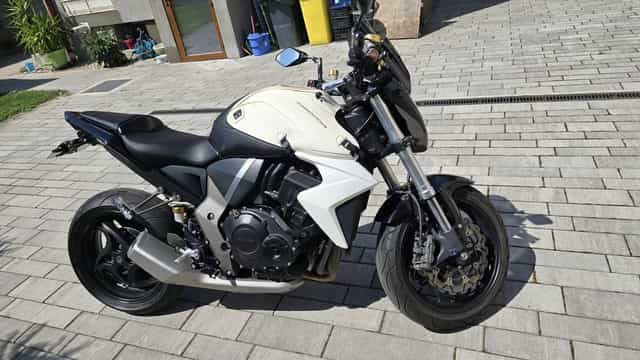 Vand Honda CB1000R