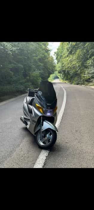 Suzuki Burgman/ Honda Pantheon