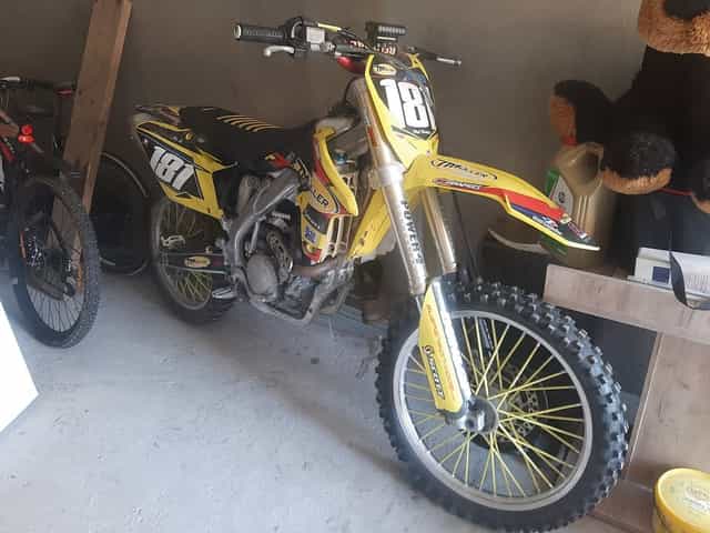 Cross/enduro Suzuki rmz  (nu yamaha,husqwarna,ktm) schimb cu tractor