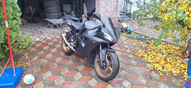 De vanzare Yamaha R1 2002