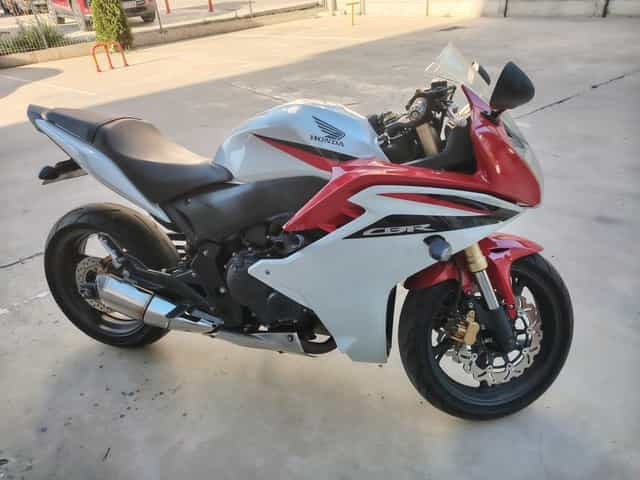 Vând  Honda CBR 600 F