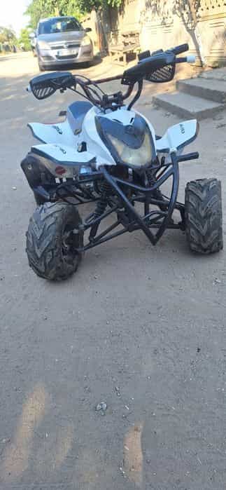 Se vinde quad 125cc