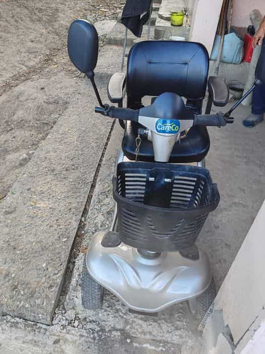 Vind Scuter Electric Batrini