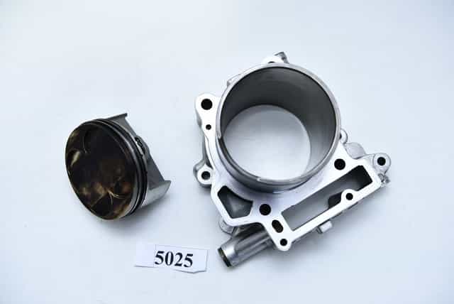 Cilindru Cu Piston Aprilia RSV1000 Mille
