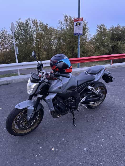 Yamaha FZ1-N 2009 Nardo Grey