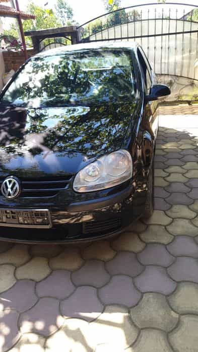 Vand golf 5 1.9 tdi 90 cp,sau schimb cu atv