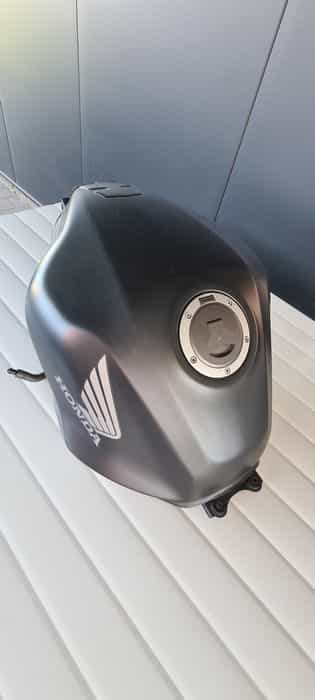 Rezervor Honda CBR 500R / furca / aripa / roata / discuri / motor far