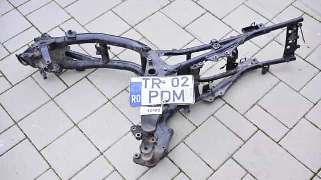 Cadru Sasiu Cu Acte Kawasaki Z750 2004