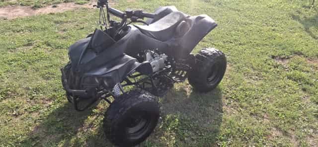 Vând atv de 125cc semi automat