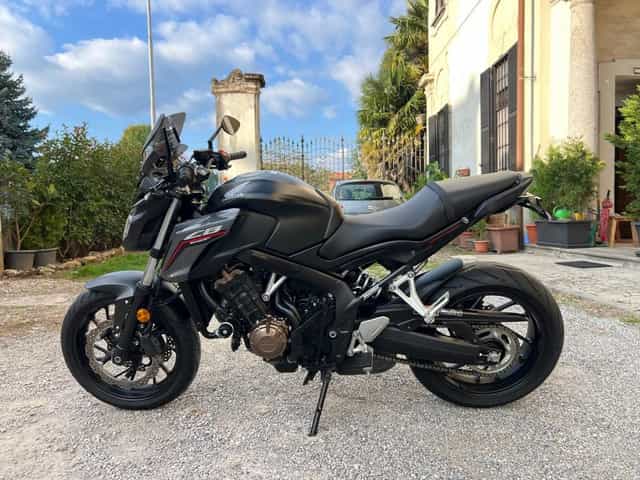 Honda CB650F 2018