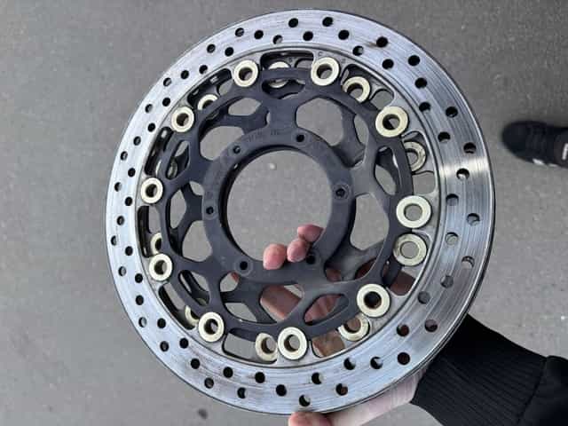 Discuri frana fata Honda cbr 600rr 2003 Yutaka