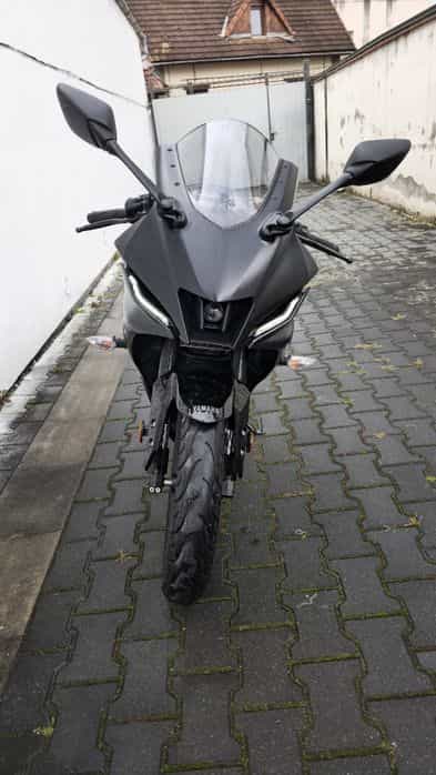 Yamaha Yzf r125 2025 negru in garantie