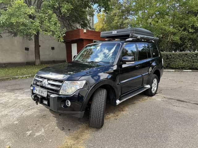 Mitsubishi Pajero V80 3.2d  Automat- Autoutilitara Overlanding
