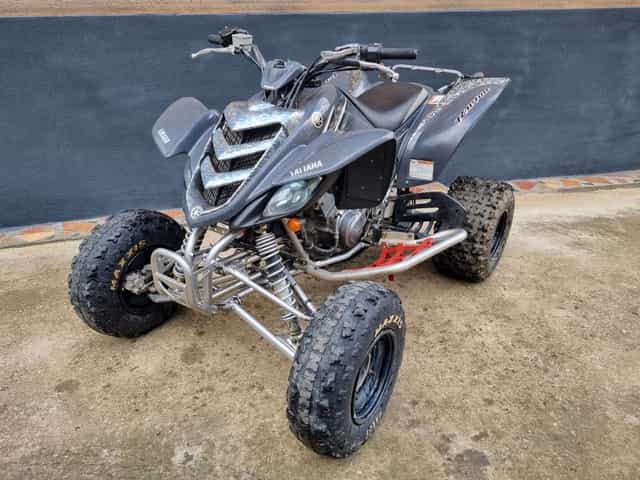 Atv quad Yamaha raptor YFM 660r ( yfz ltr trx kfx ltz 400  )