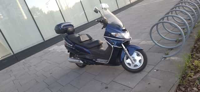 Suzuki Burgman 400