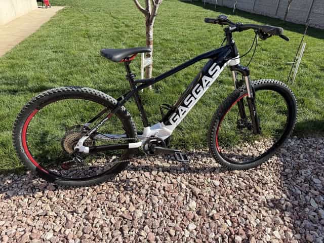 Bicicleta eBike GASGAS CROSS COUNTRY 2.0 29er M/L 2024 Cube Trek KTM