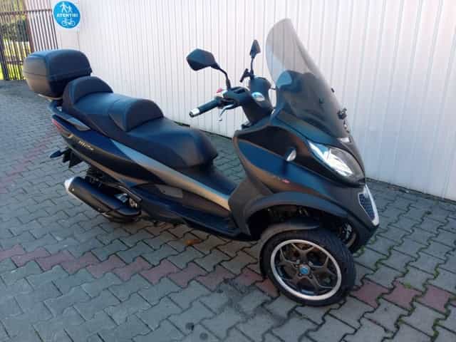 Piaggio Mp3 300 LT 2018 se conduce cu categoria B
