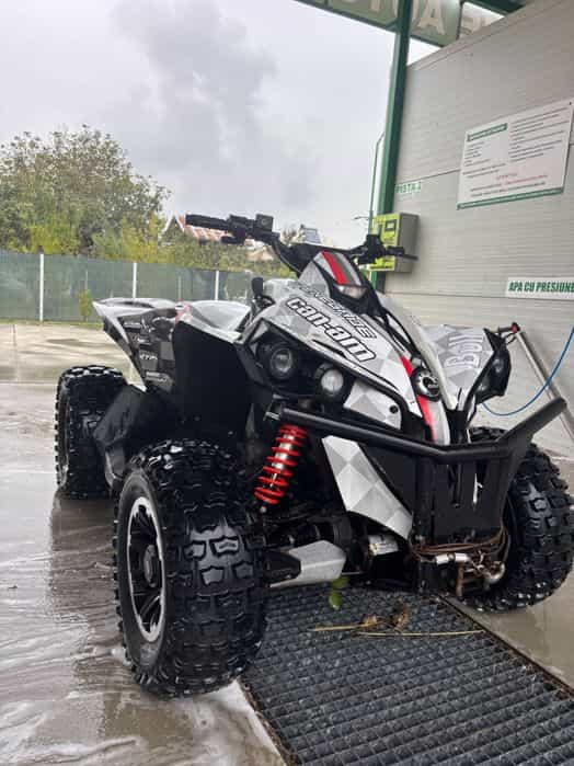 Can am renegade 1000R