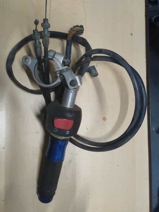 Ghidon dreapta complet pentru Suzuki Gsxr 600 model 2001-2003