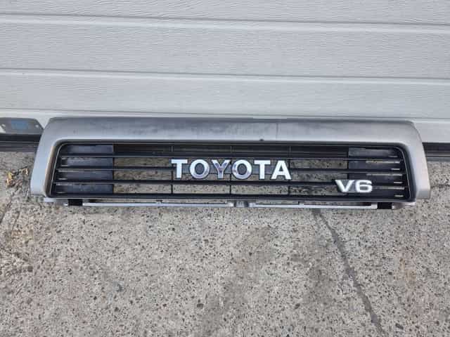 Grilă Radiatoare Față Toyota 4Runner 1989-1992.