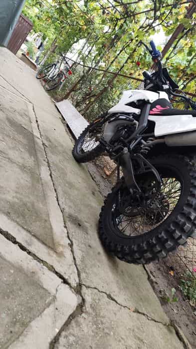 Vând cross derbi sau schimb