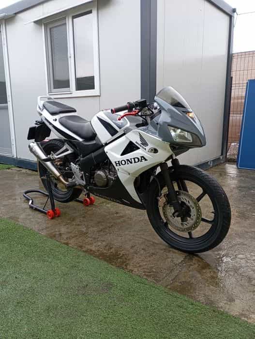 Vând Honda cbr 125 R injecție !!!