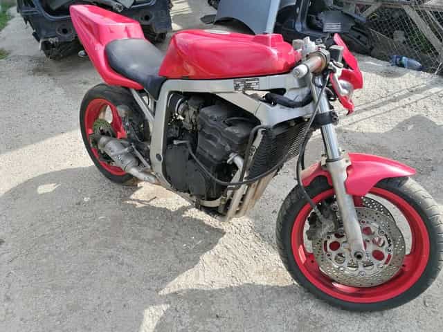 Suzuki gsxr 750 stretfigter