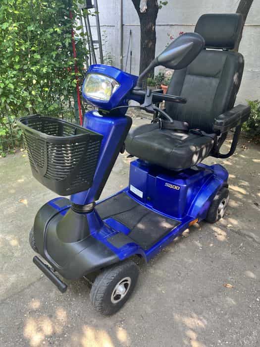 Scuter căruț electric pentru persoane cu dezabilități sau varstnici