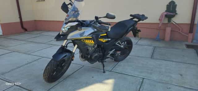 Honda cb500X.   2017