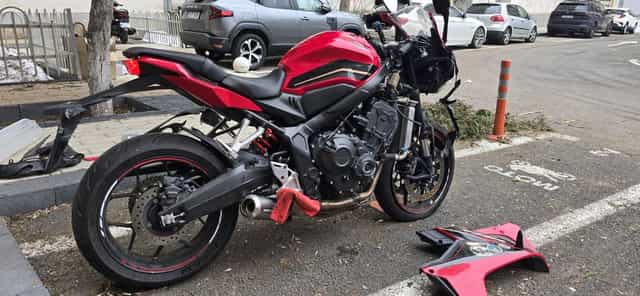 Vând moto honda cbr 650r 2023