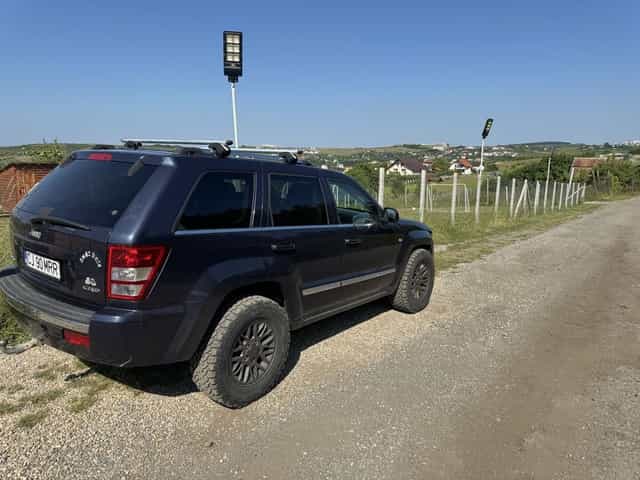 Vand jeep grand cherokee