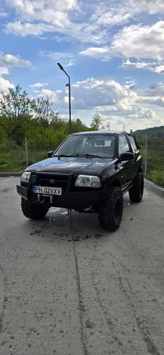Vând Suzuki grand vitara 2.0 i