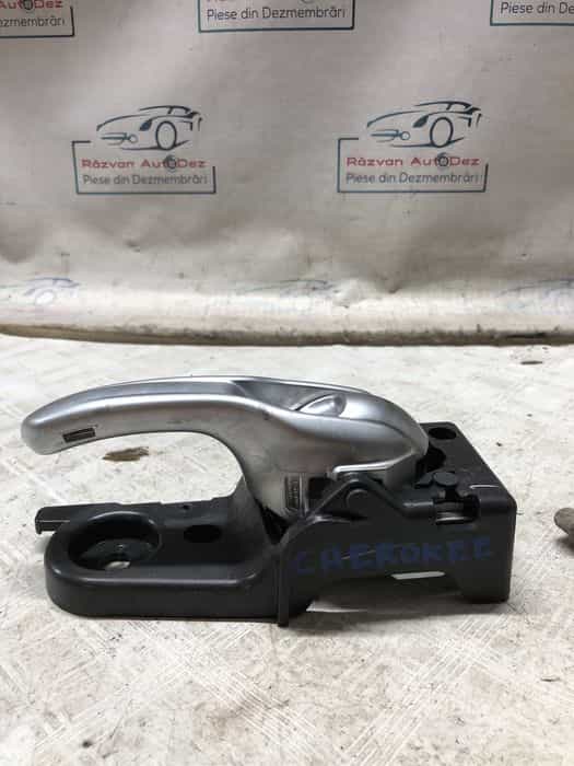 Maner interior dreapta fata Jeep Cherokee 2.2 Motorina 2016