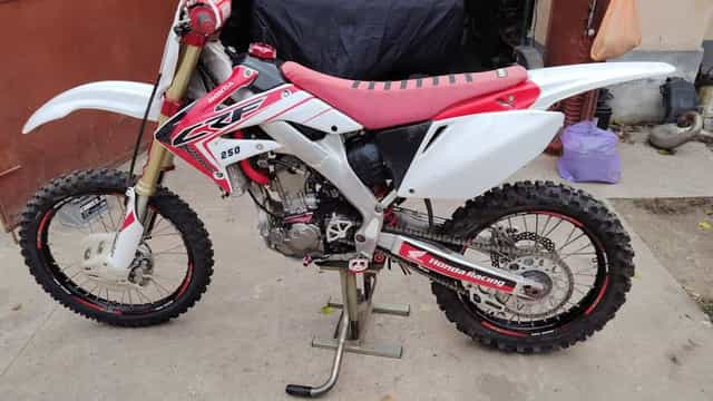 Honda CRF 250 cross