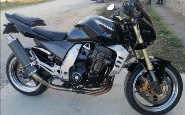 Kawasaki Z 1000 inmatr Ro.