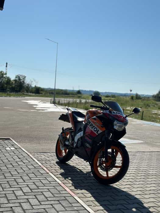 Honda cbr 125r 2013