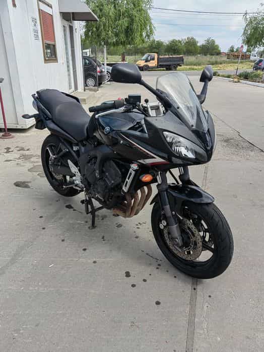 Vând sau schimb Yamaha Fz6 S2