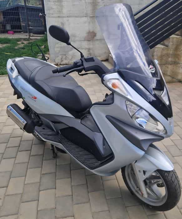 Scuter Malaguti Madison III  250 – An 2010 – Doar 753 km