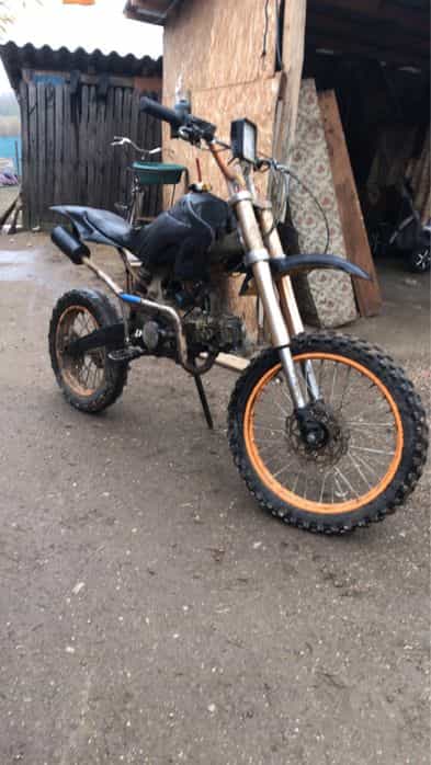 Vand sau schimb cu atv