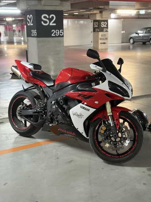 Yamaha R1 Rn13 2004(nu zx-10r,1000rr,gsxr)