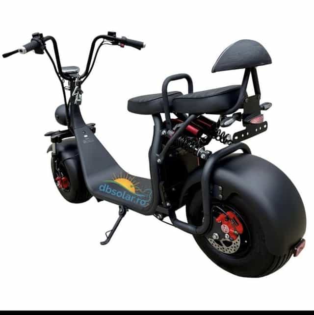 Vand scuter electric