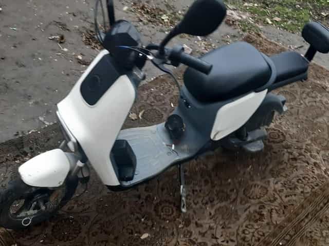 Vand scuter electric nou cu garantie